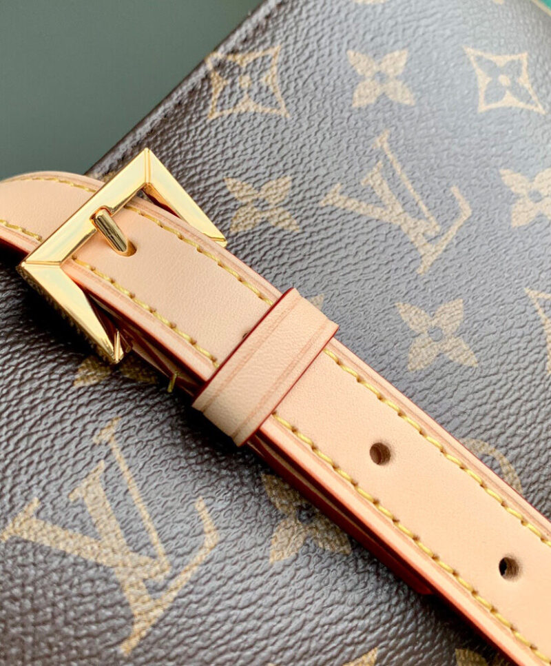 Louis Vuitton Mezzo M47134 Brown